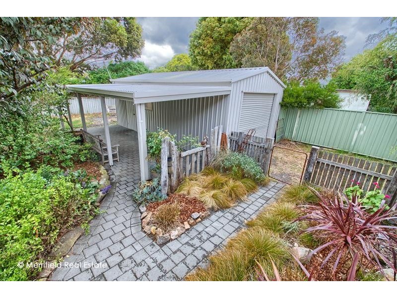 21 Angove Road, Spencer Park WA 6330