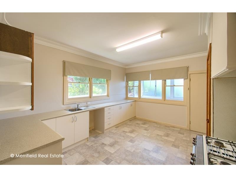 5 Wakefield Crescent, Mira Mar WA 6330