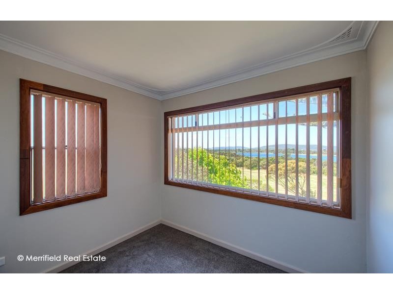 5 Wakefield Crescent, Mira Mar WA 6330