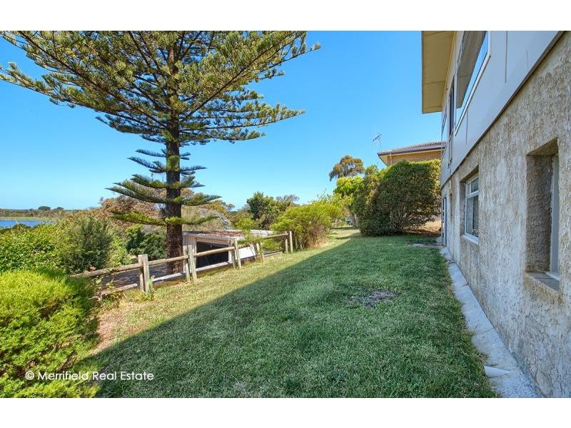 5 Wakefield Crescent, Mira Mar WA 6330