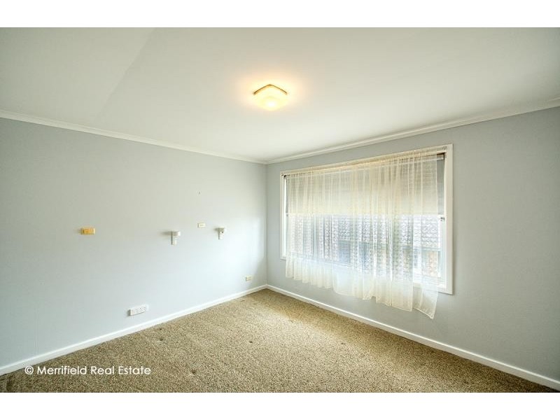 1 Ardeana Crescent, Yakamia WA 6330