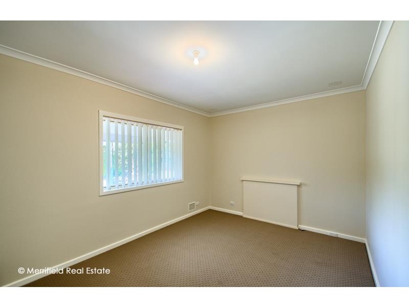 15 Mokare Road, Spencer Park WA 6330