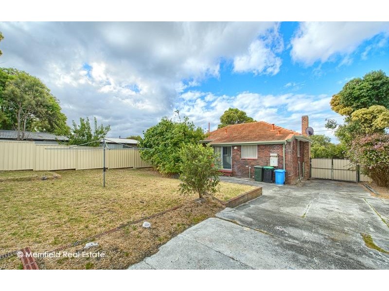 15 Mokare Road, Spencer Park WA 6330