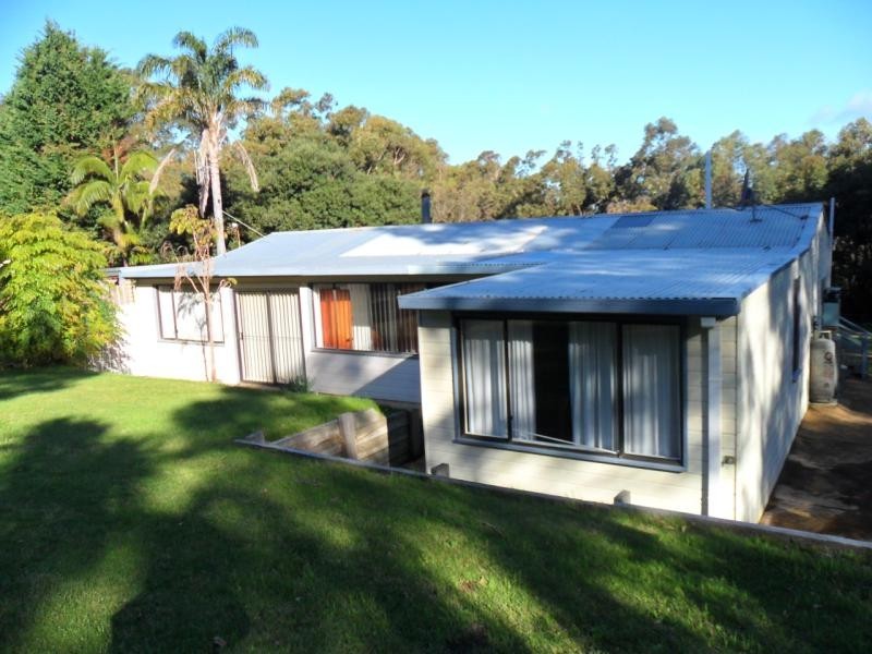 202 Cuming Road, Gledhow WA 6330