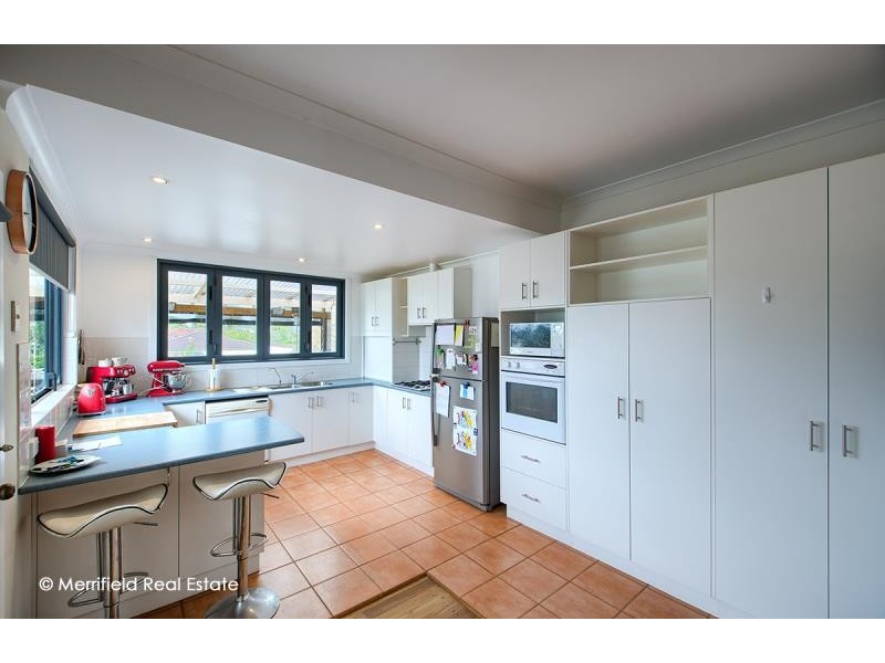 10 Durman Place, Mount Melville WA 6330