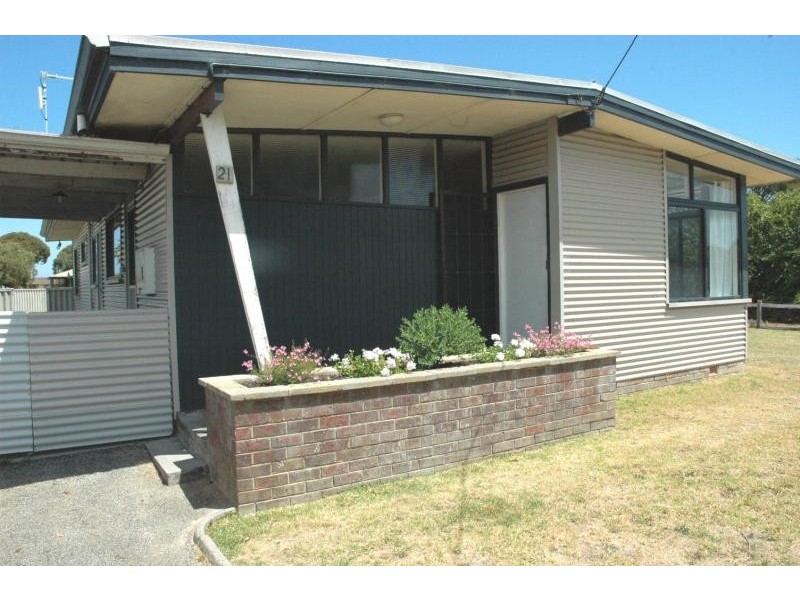 21 Lancaster Road, Mckail WA 6330