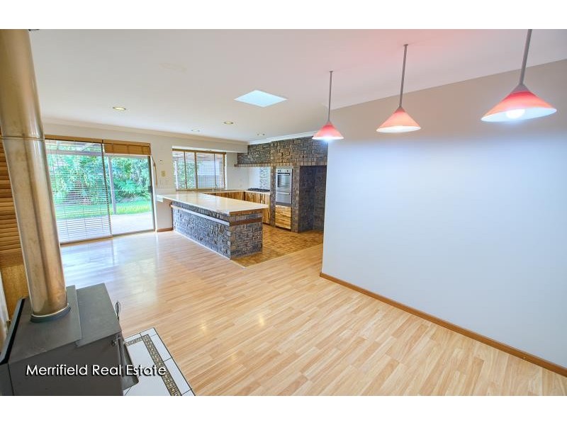 31 Kampong Road, Yakamia WA 6330