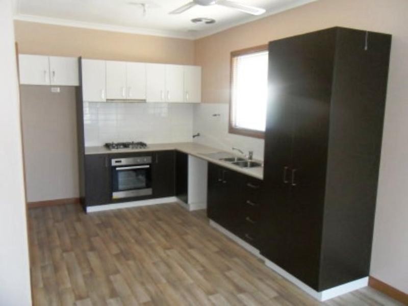 24 Angove Road, Spencer Park WA 6330