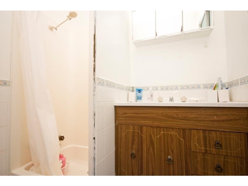 24 Angove Road, Spencer Park WA 6330