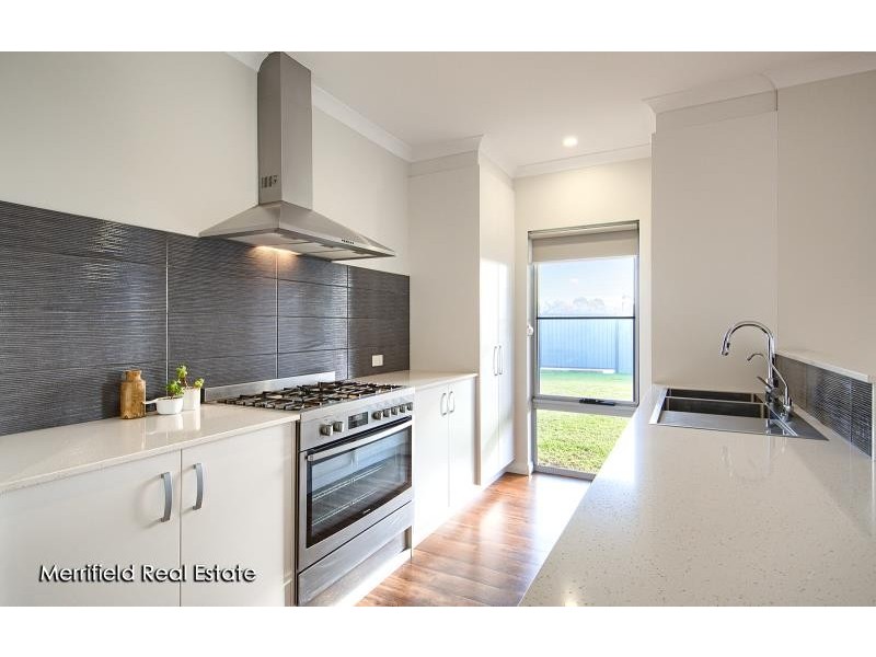 16 Drake Bend, Bayonet Head WA 6330