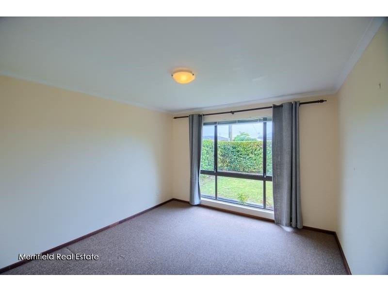 42 Ardross Crescent, Collingwood Park WA 6330