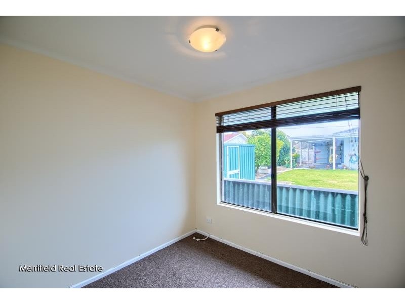 42 Ardross Crescent, Collingwood Park WA 6330