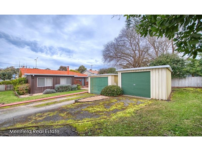 262 North Road, Yakamia WA 6330