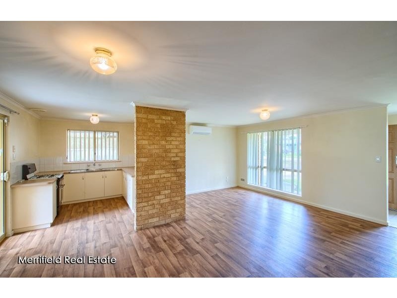 8 Abercorn Street, Orana WA 6330