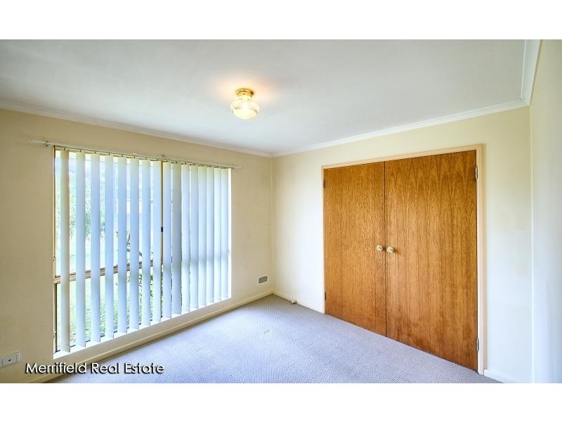 8 Abercorn Street, Orana WA 6330