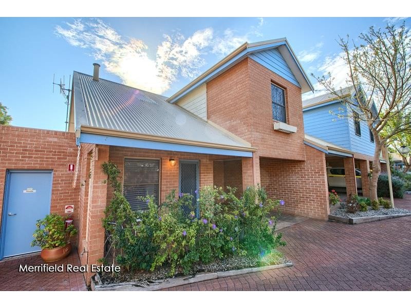 2/20 Adelaide Crescent, Middleton Beach WA 6330