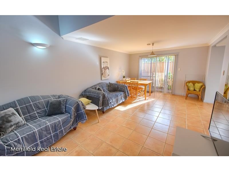 2/20 Adelaide Crescent, Middleton Beach WA 6330