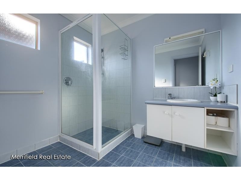 2/20 Adelaide Crescent, Middleton Beach WA 6330