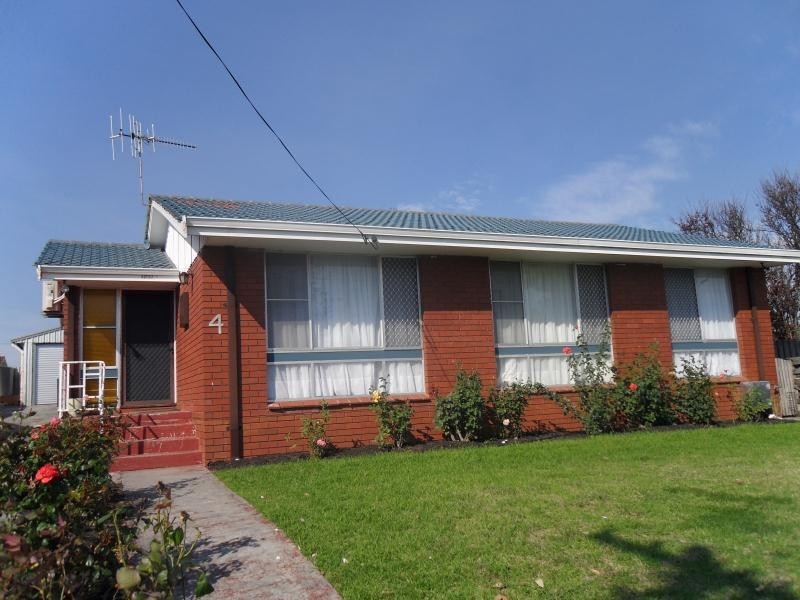 4 Bellingham, Spencer Park WA 6330