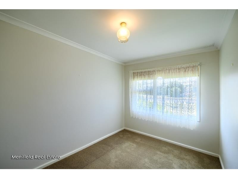 13 Geake Street, Spencer Park WA 6330