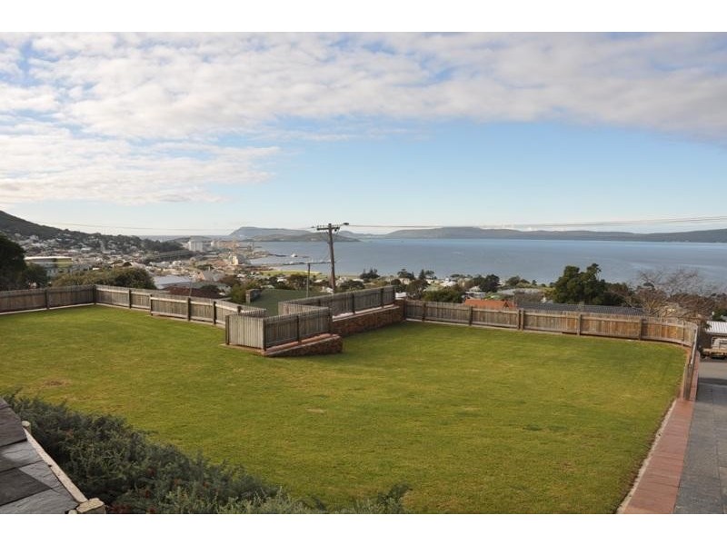 40 Cliff Street, Mount Melville WA 6330