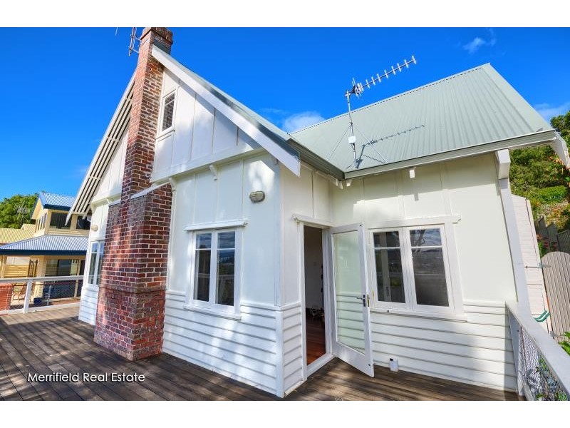 23 Wylie Crescent, Middleton Beach WA 6330