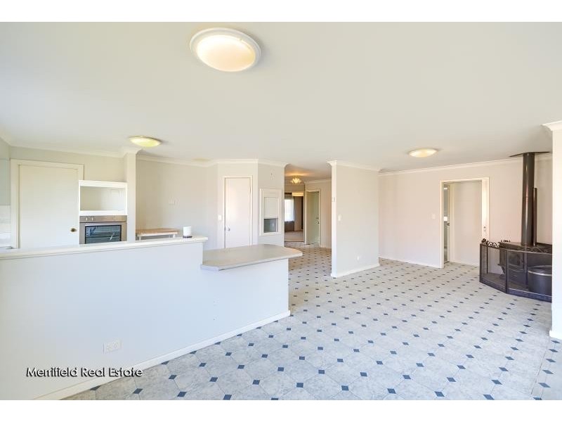 31 Target Road, Yakamia WA 6330