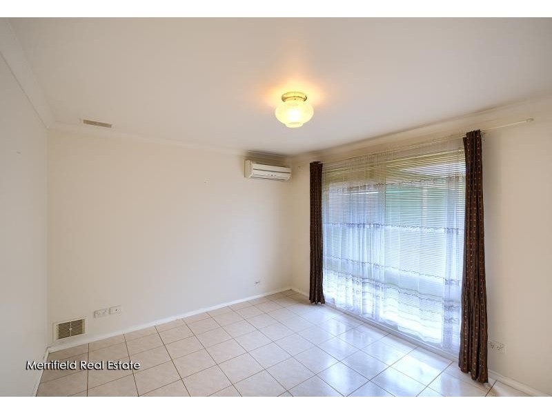 16 Cordoba Way, Orana WA 6330