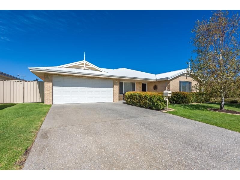 38 Scorpio Drive, Mckail WA 6330