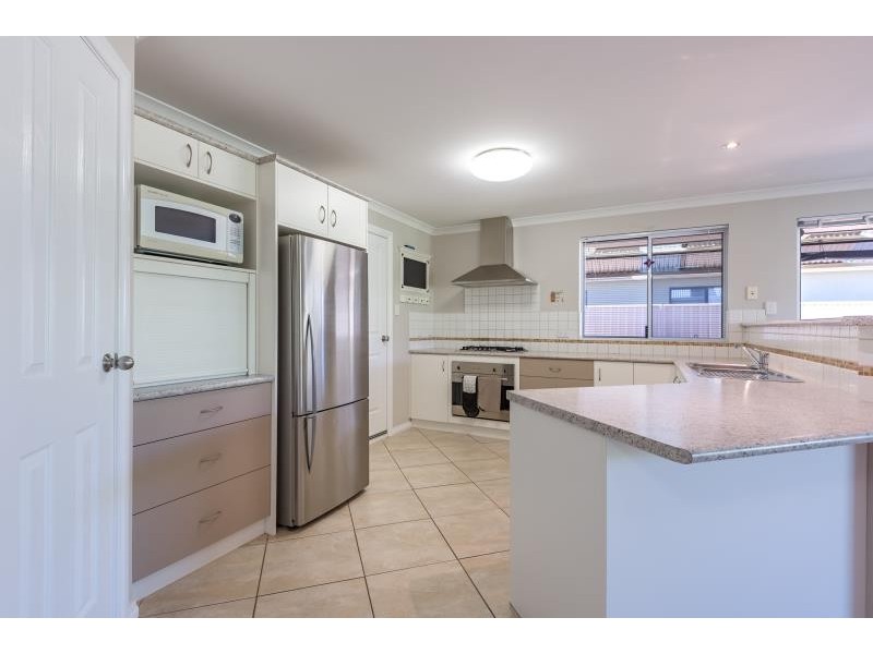 38 Scorpio Drive, Mckail WA 6330