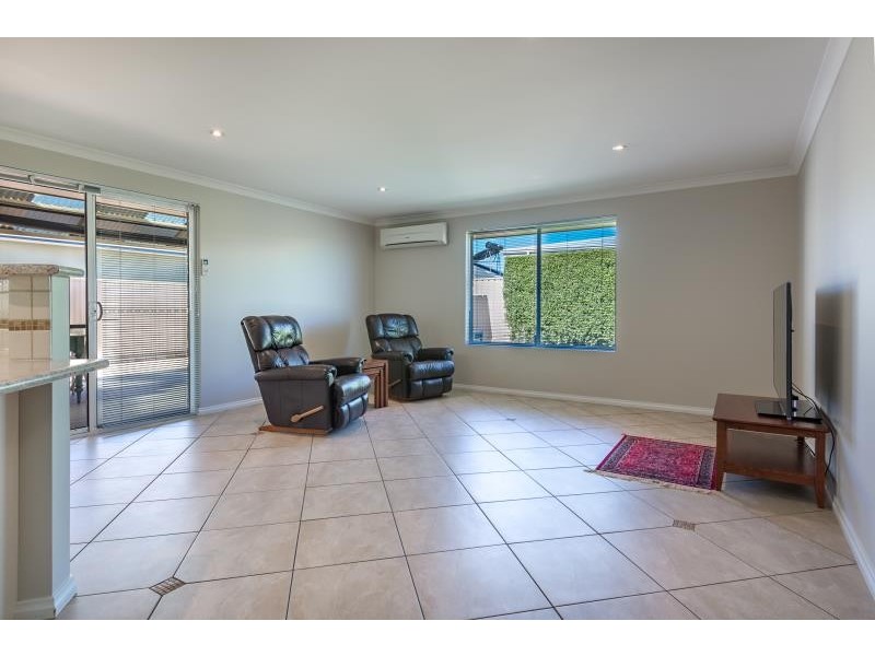 38 Scorpio Drive, Mckail WA 6330