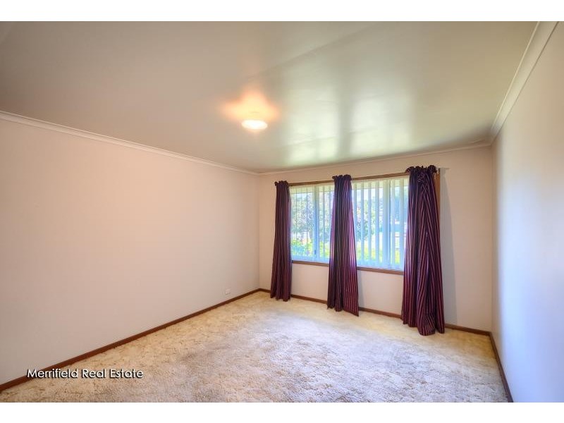 10 Merlin Road, Collingwood Heights WA 6330