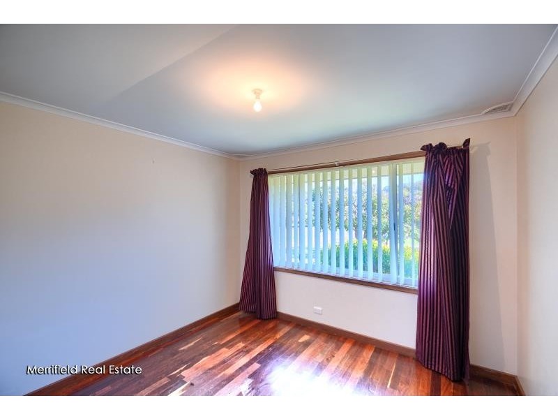 10 Merlin Road, Collingwood Heights WA 6330