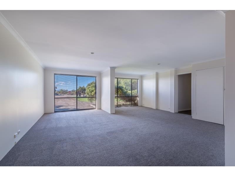 15 La Perouse Road, Goode Beach WA 6330