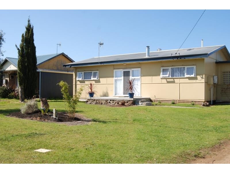 47 McKail Street, Orana WA 6330