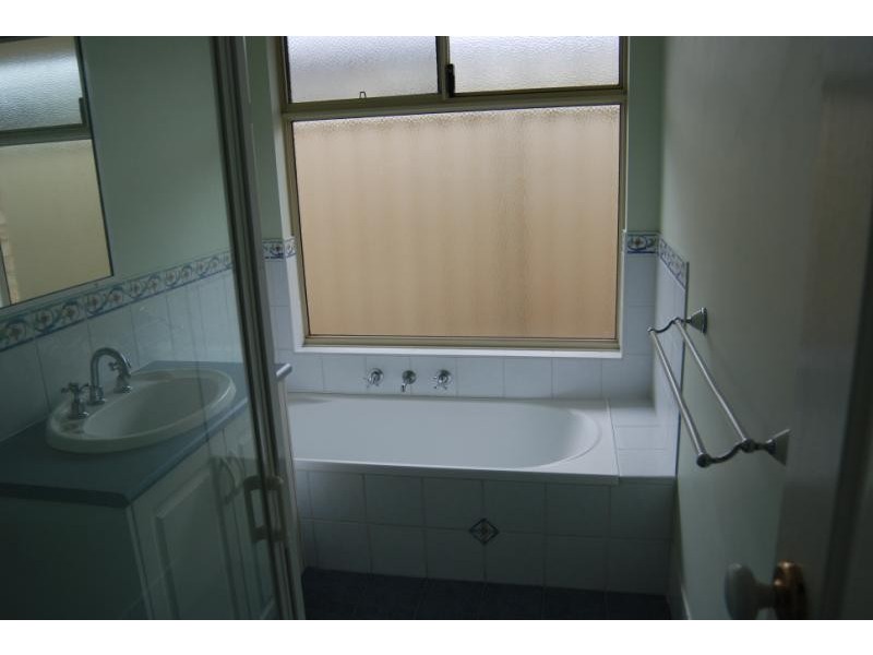 5 Deacon Crescent, Yakamia WA 6330