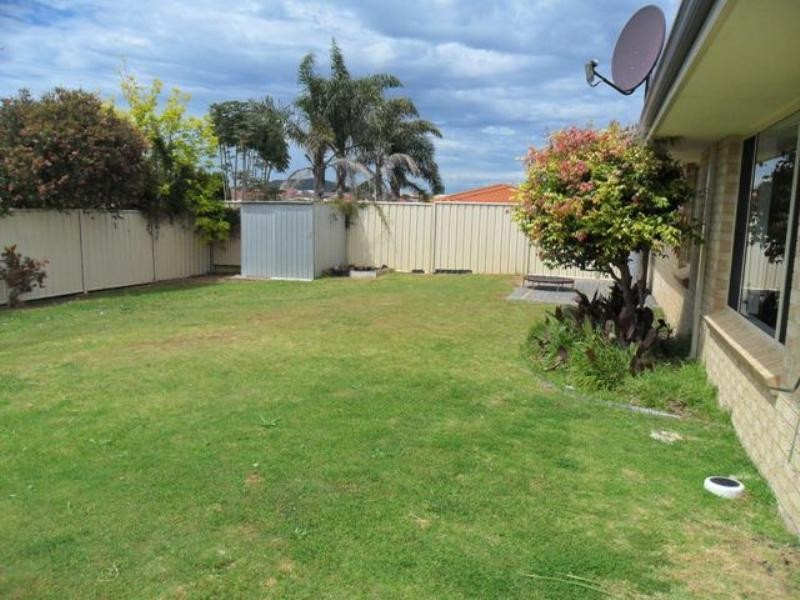 5 Deacon Crescent, Yakamia WA 6330