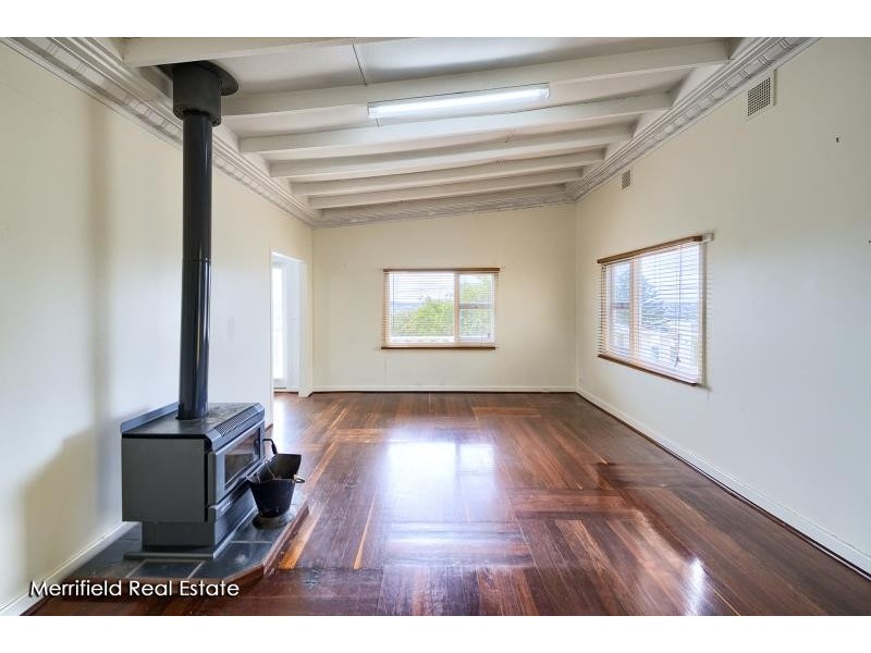 7 Bourke Street, Mount Melville WA 6330