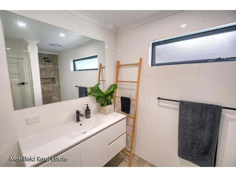 1 Runnymede Street, Goode Beach WA 6330