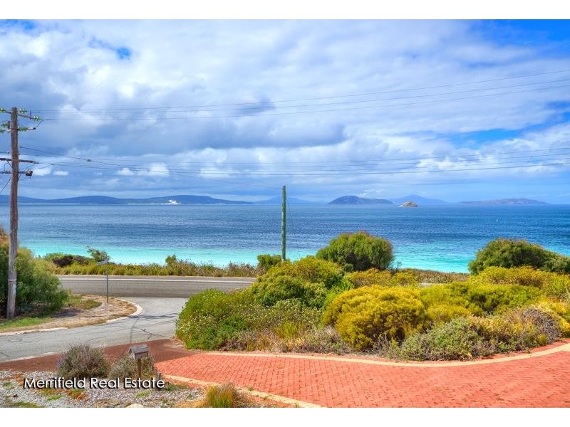 1 Runnymede Street, Goode Beach WA 6330