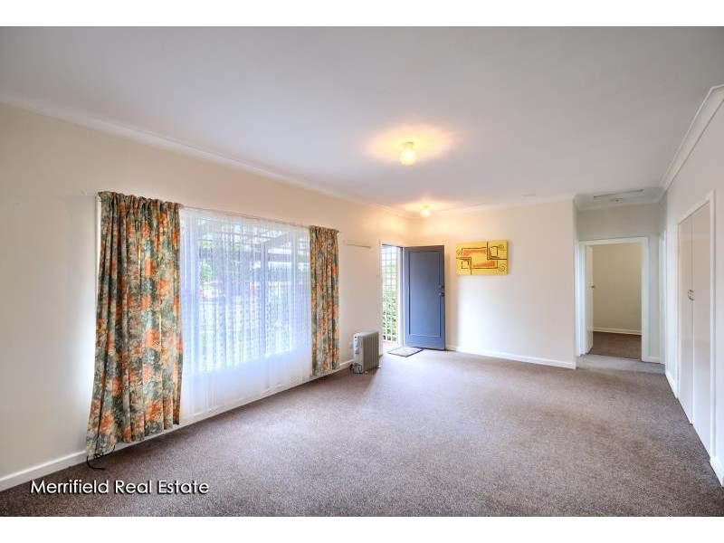 93 Chester Pass Road, Orana WA 6330