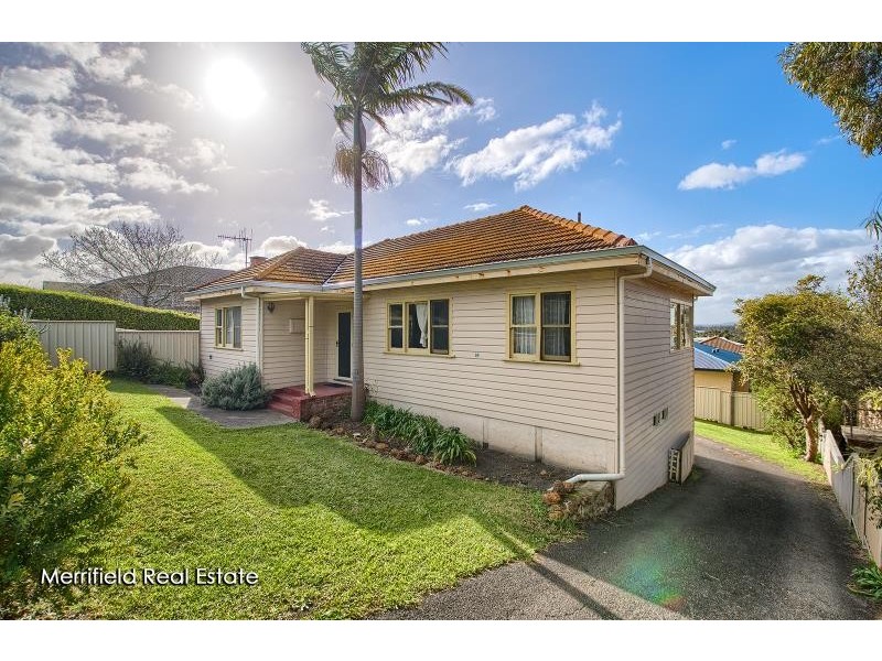 98 Middleton Road, Middleton Beach WA 6330