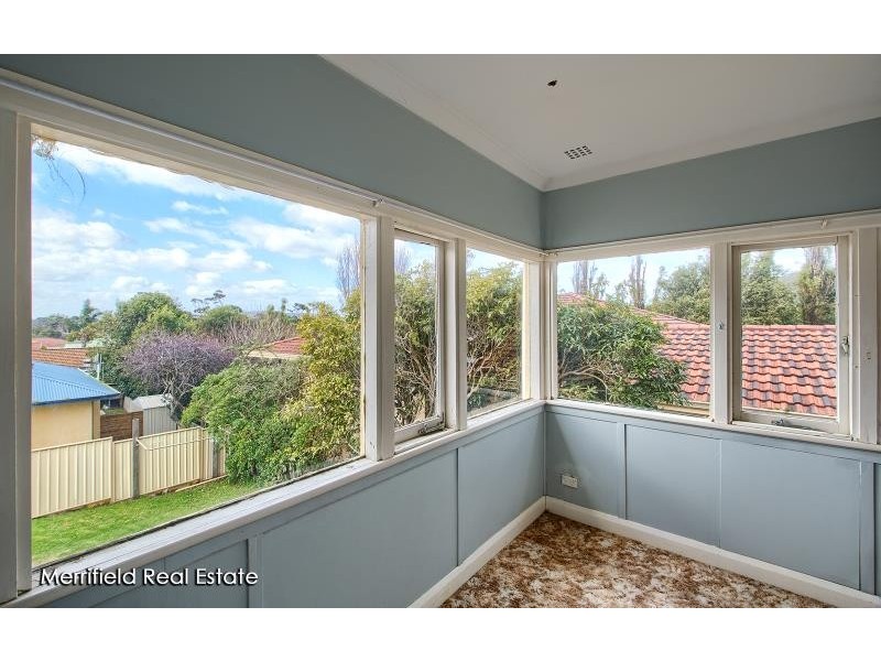 98 Middleton Road, Middleton Beach WA 6330