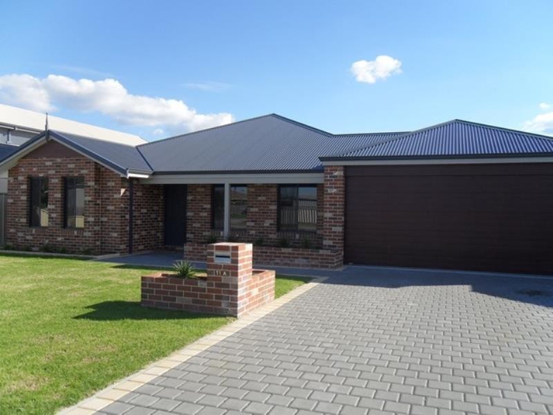 11A McGonnell Road, Mckail WA 6330