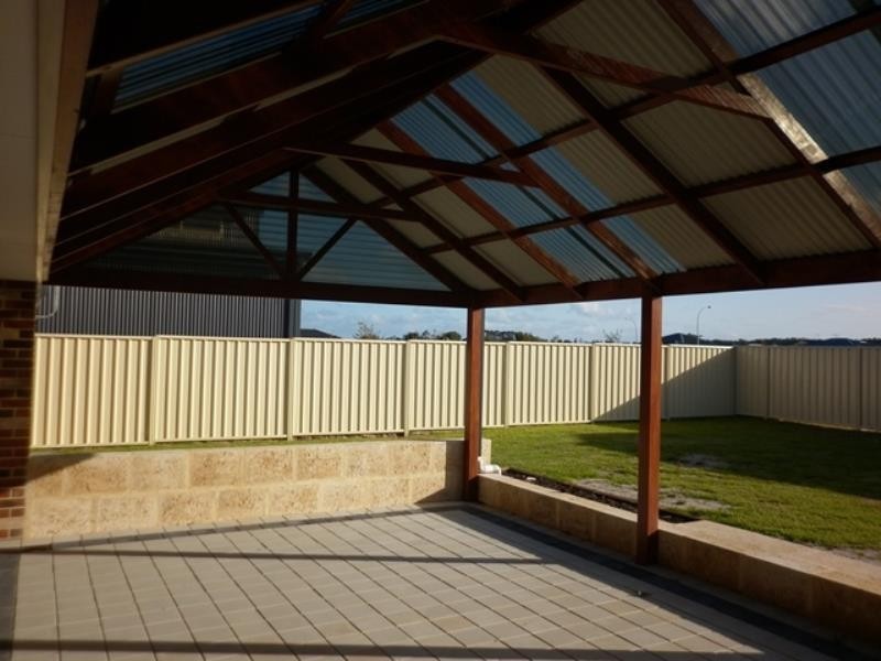 11A McGonnell Road, Mckail WA 6330