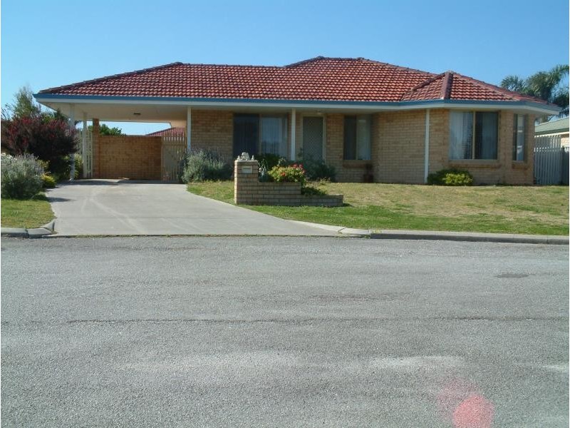 14 Cordoba Way, Mckail WA 6330