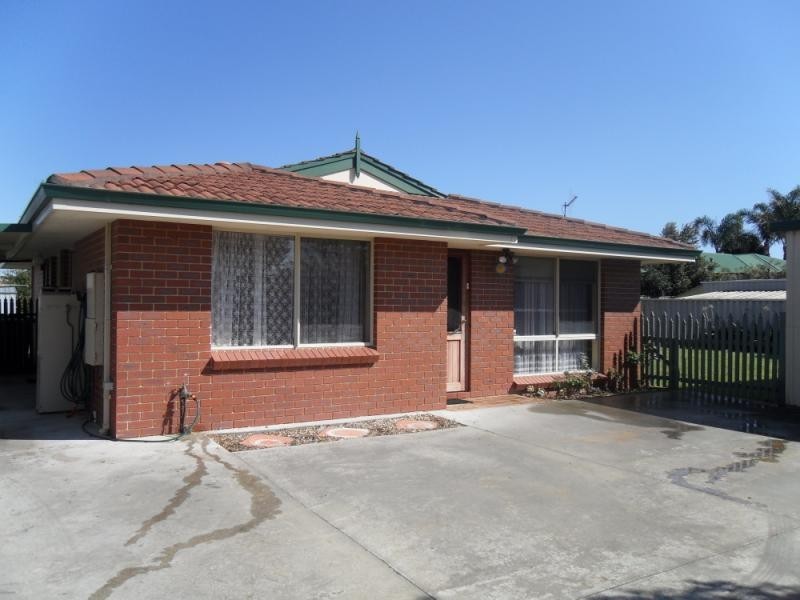 16 Cordoba Way, Mckail WA 6330