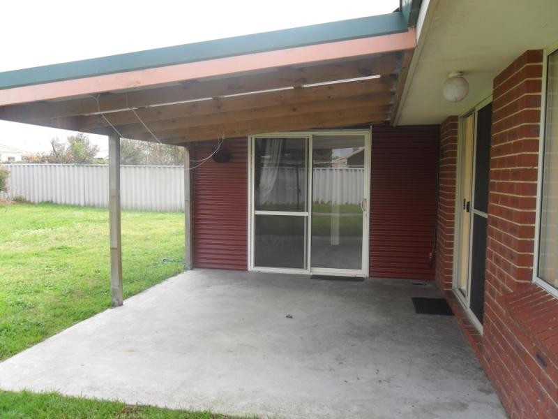 16 Cordoba Way, Mckail WA 6330
