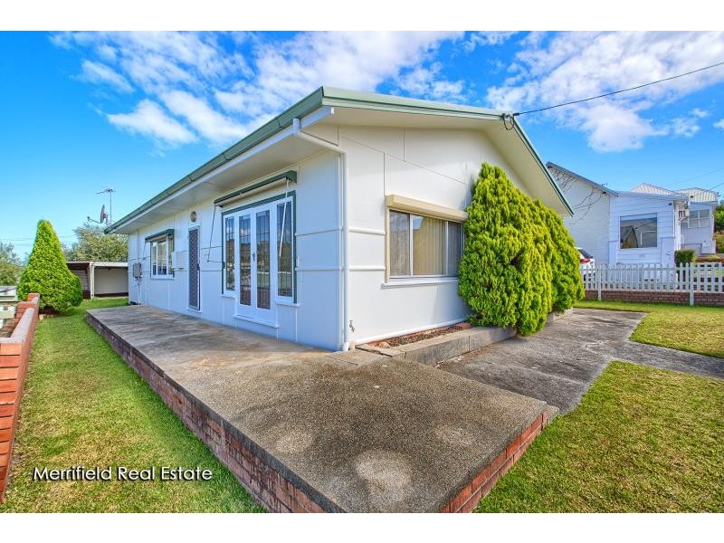 16 Elizabeth Street, Mount Melville WA 6330