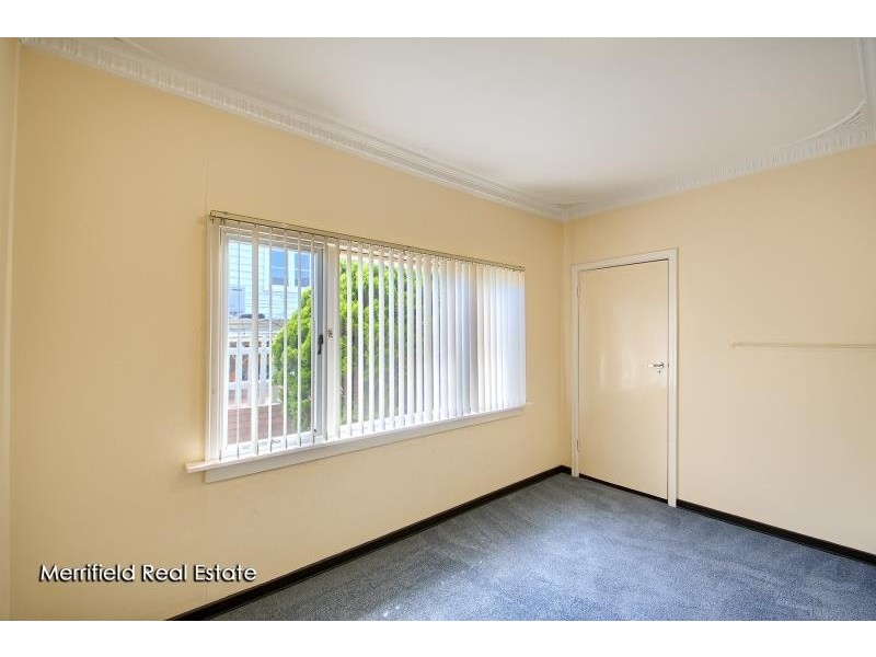 16 Elizabeth Street, Mount Melville WA 6330